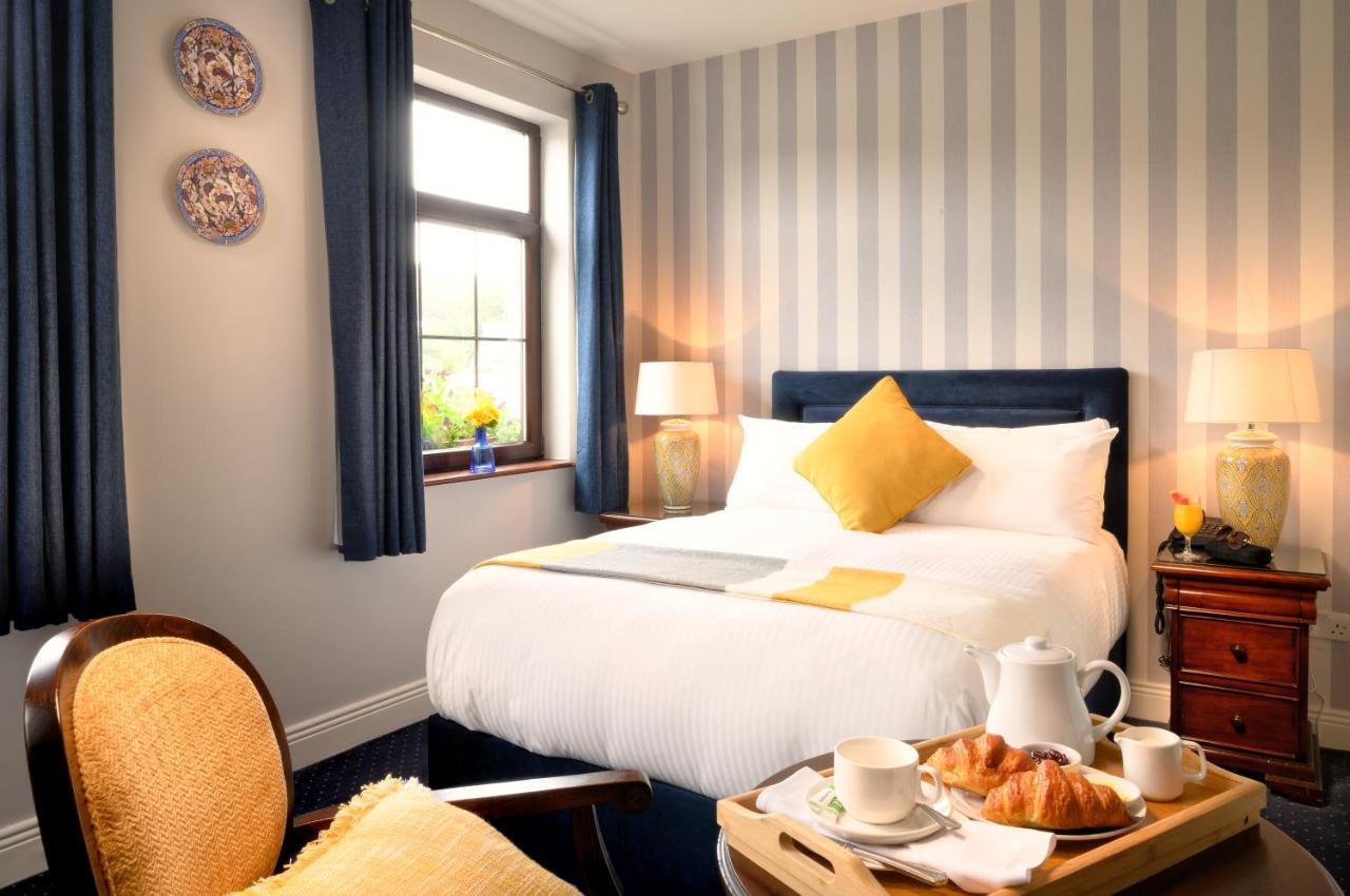 Bunratty Manor Hotel מראה חיצוני תמונה